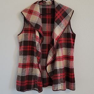 Boutique plaid vest with pockets sz large new